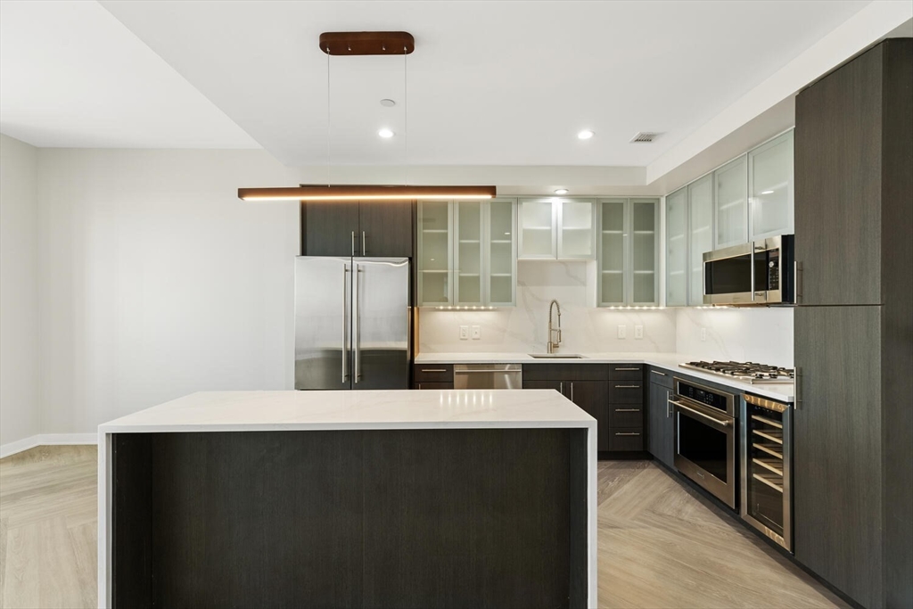 1 Canal Street, Unit PH1211 Boston, MA 02114 - Photo 2 of 12