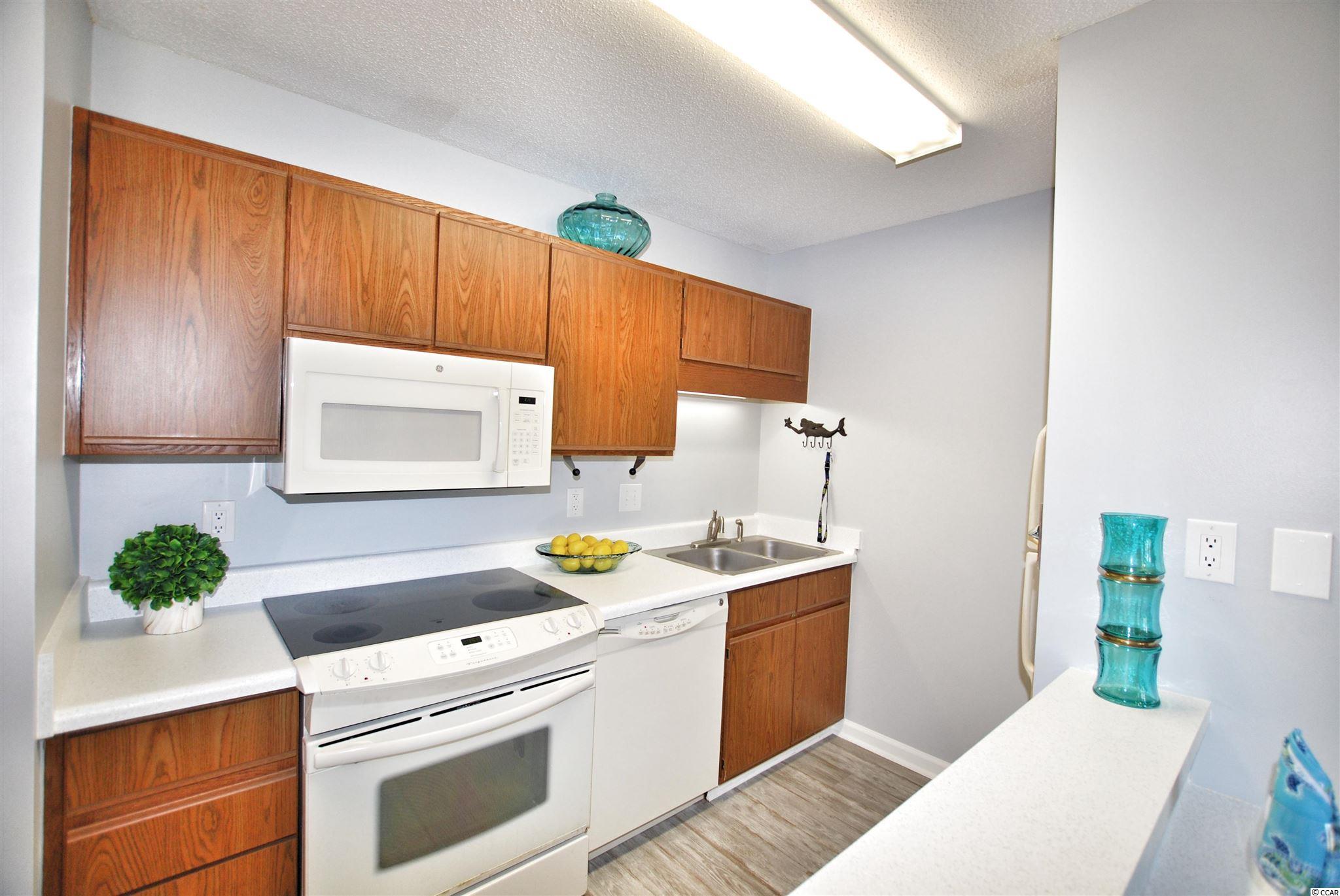 207 Double Eagle Drive, Unit E2 Surfside Beach, SC 29575 - Photo 6 of 27