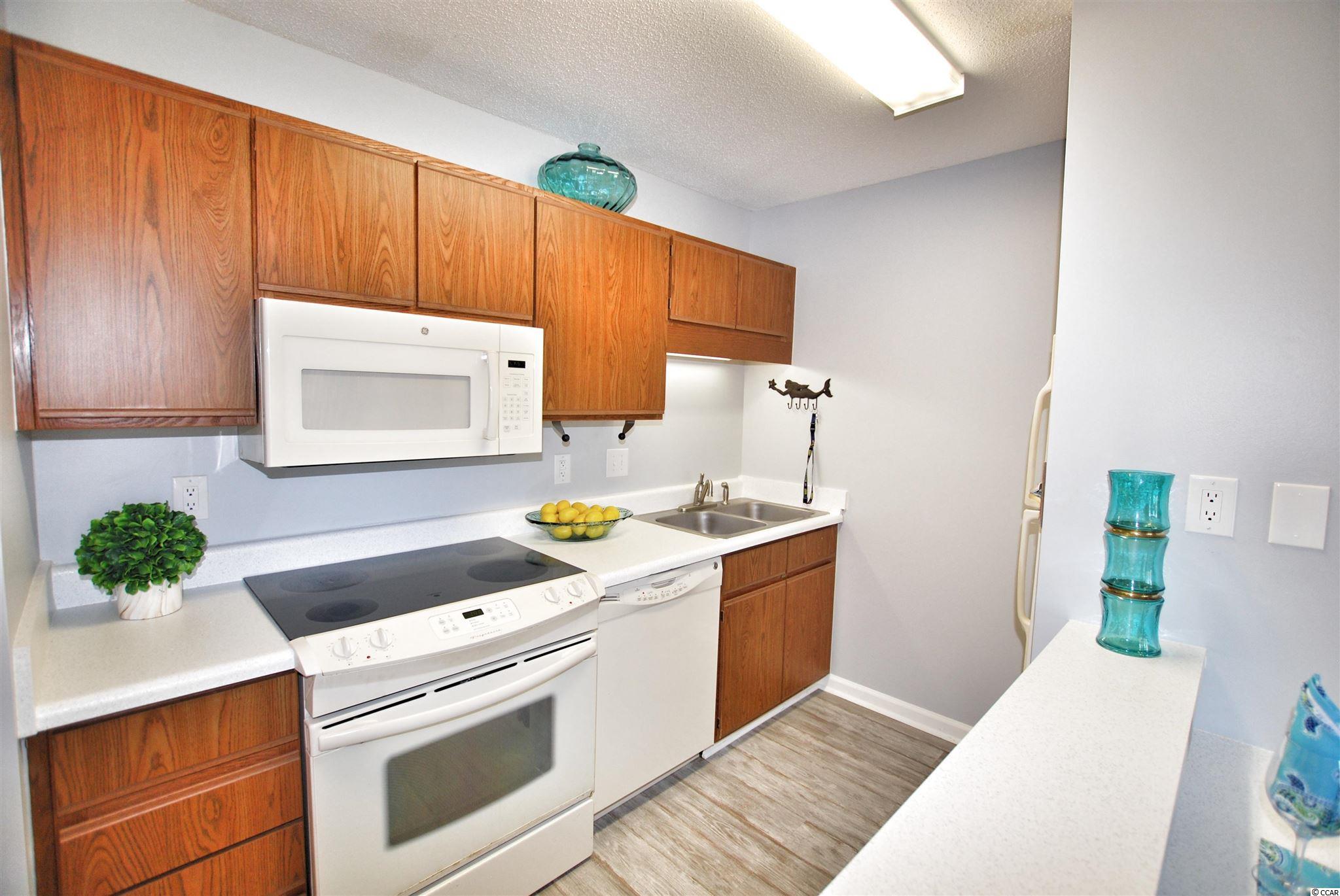 207 Double Eagle Drive, Unit E2 Surfside Beach, SC 29575 - Photo 7 of 27