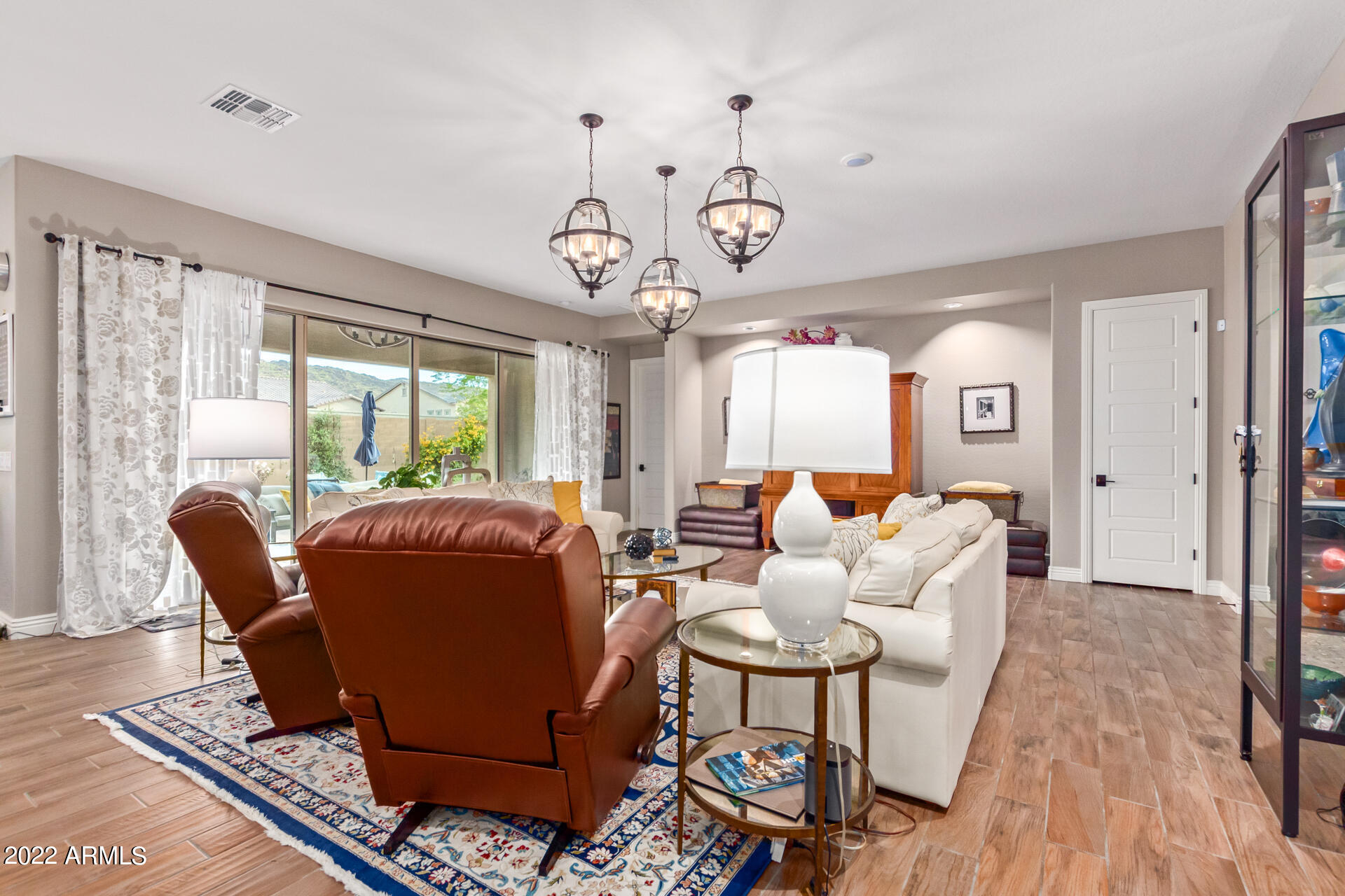 3019 East Harwell Road Phoenix, AZ 85042 - Photo 18 of 93 19-Harwell