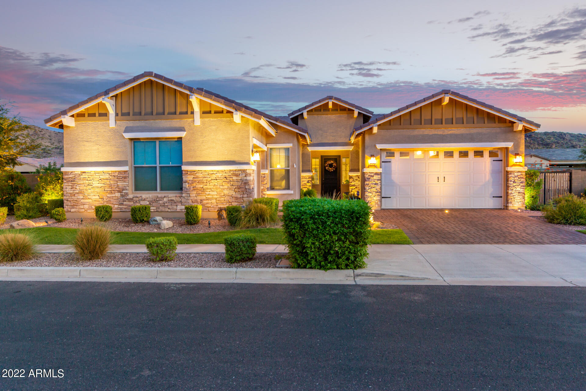 3019 East Harwell Road Phoenix, AZ 85042 - Photo 2 of 93 02-Harwell