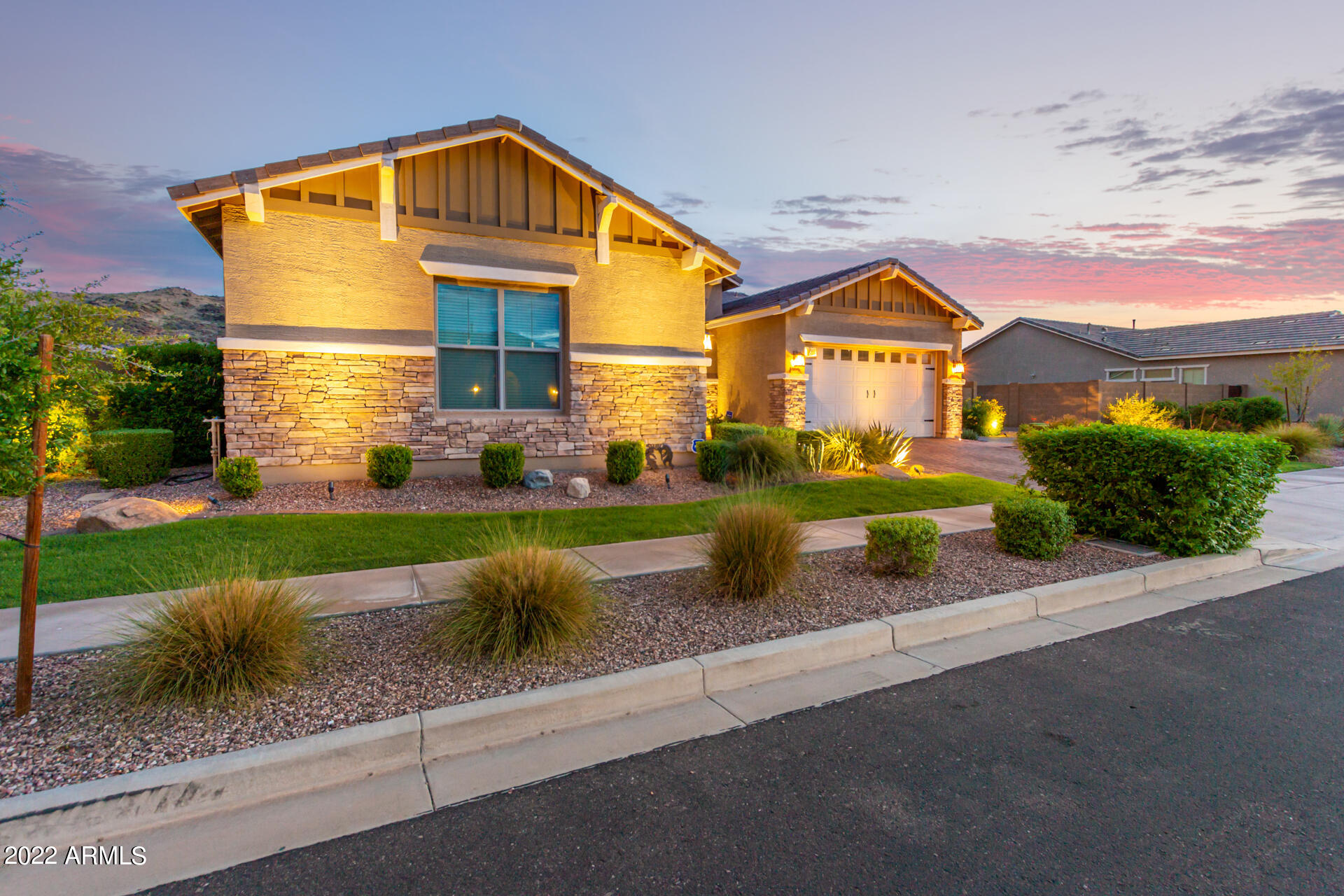 3019 East Harwell Road Phoenix, AZ 85042 - Photo 3 of 93 03-Harwell