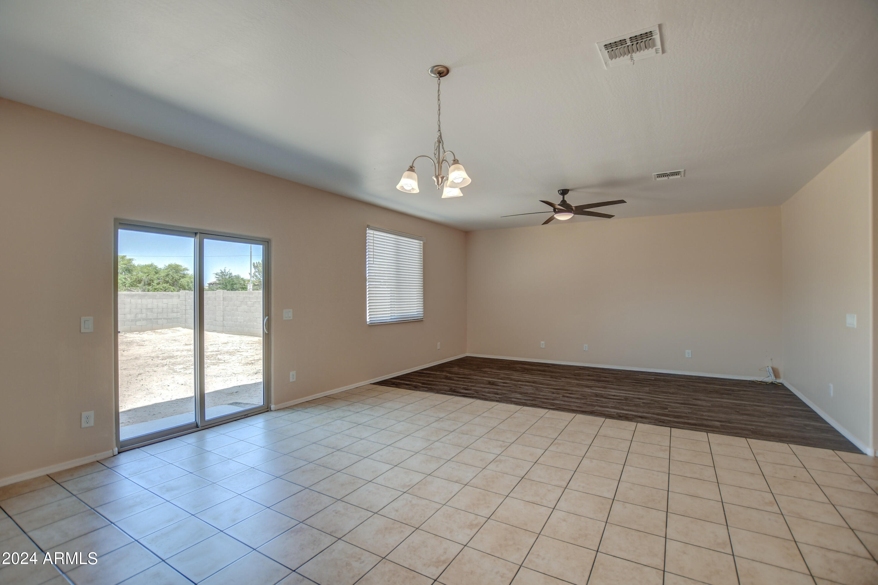 10432 West Payson Road Tolleson, AZ 85353 - Photo 29 of 53 Eat in 3