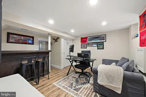 $295,000 | 220 South Bancroft Parkway, Wilmington, DE 19805