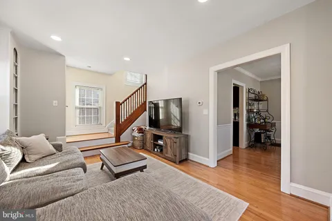 $295,000 | 220 South Bancroft Parkway, Wilmington, DE 19805