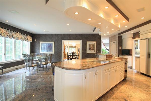 27 Wagon Road Walpole, MA 02081 - Photo 12 of 30 Gallery Image 12