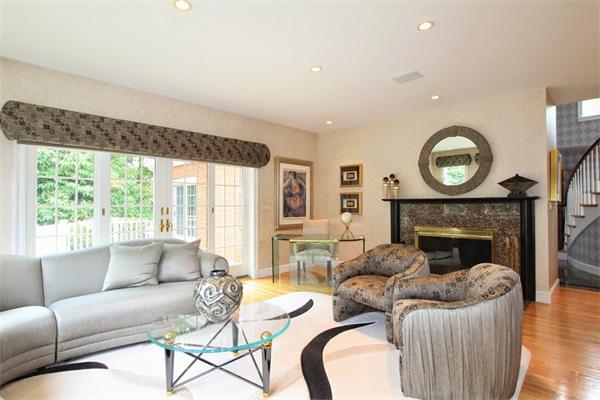 27 Wagon Road Walpole, MA 02081 - Photo 14 of 30 Gallery Image 14