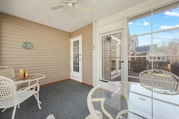 $579,900 | 300 Pinehurst Drive, Unit 300, East Longmeadow, MA 01028