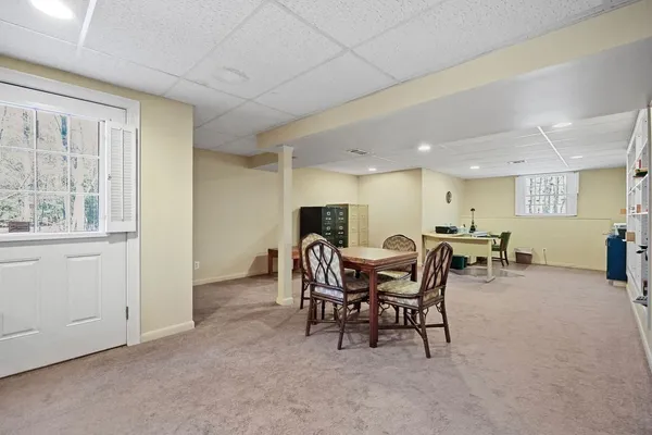 $579,900 | 300 Pinehurst Drive, Unit 300, East Longmeadow, MA 01028