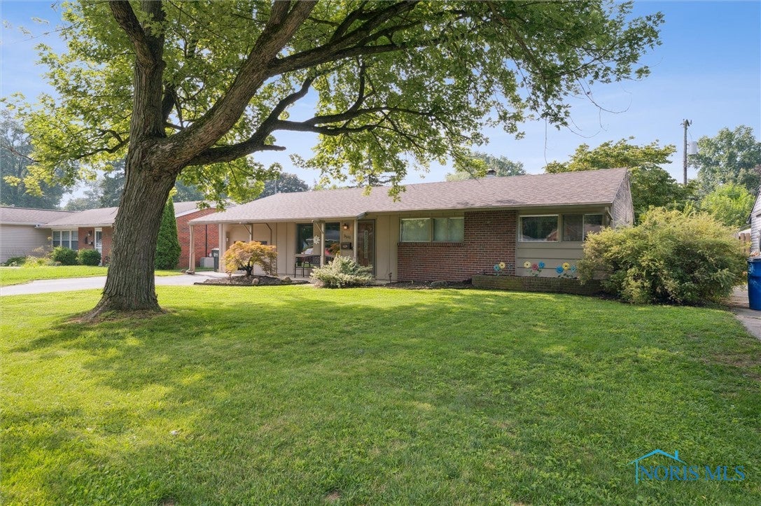 3161 Gracewood Road Toledo, OH 43613 - Photo 2 of 39 Gallery Image 2