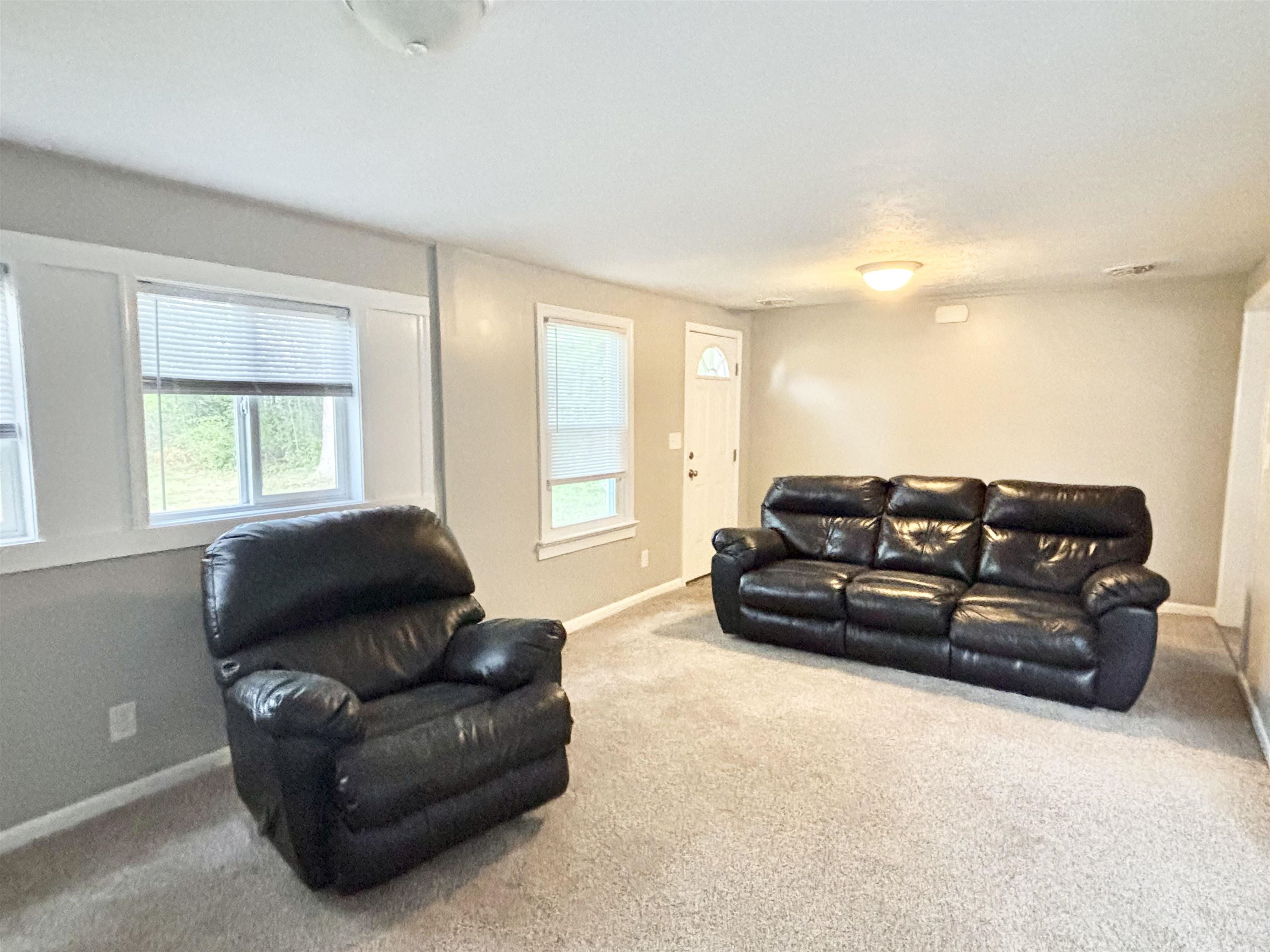 565 Mt Torrey Road Lyndhurst, VA 22952 - Photo 12 of 29 Gallery Image 12