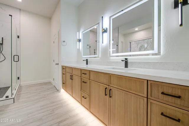 $1,099,995 | 1442 West Laurel Avenue, Gilbert, AZ 85233