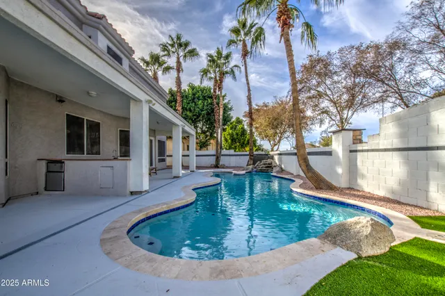 $1,099,995 | 1442 West Laurel Avenue, Gilbert, AZ 85233