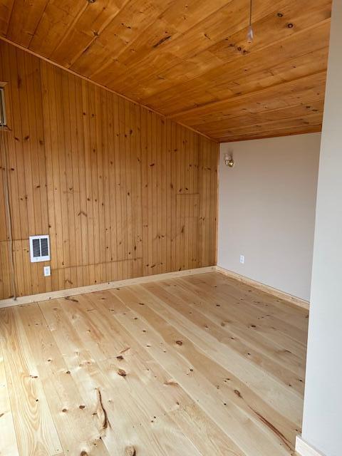 20 Back Parkman Road Abbot, ME 04406 - Photo 17 of 35 Upstairs Redone