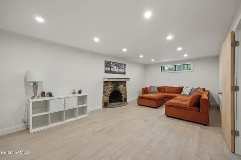 $445,000 | 76 Kenilworth Street, Pittsfield, MA 01201