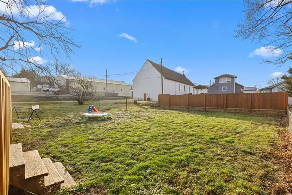 $180,000 | 2611 Northeast Ingram Street, Avondale, MO 64117