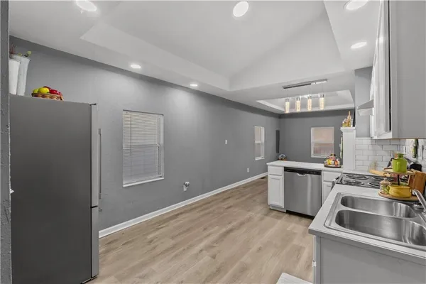 $180,000 | 2611 Northeast Ingram Street, Avondale, MO 64117