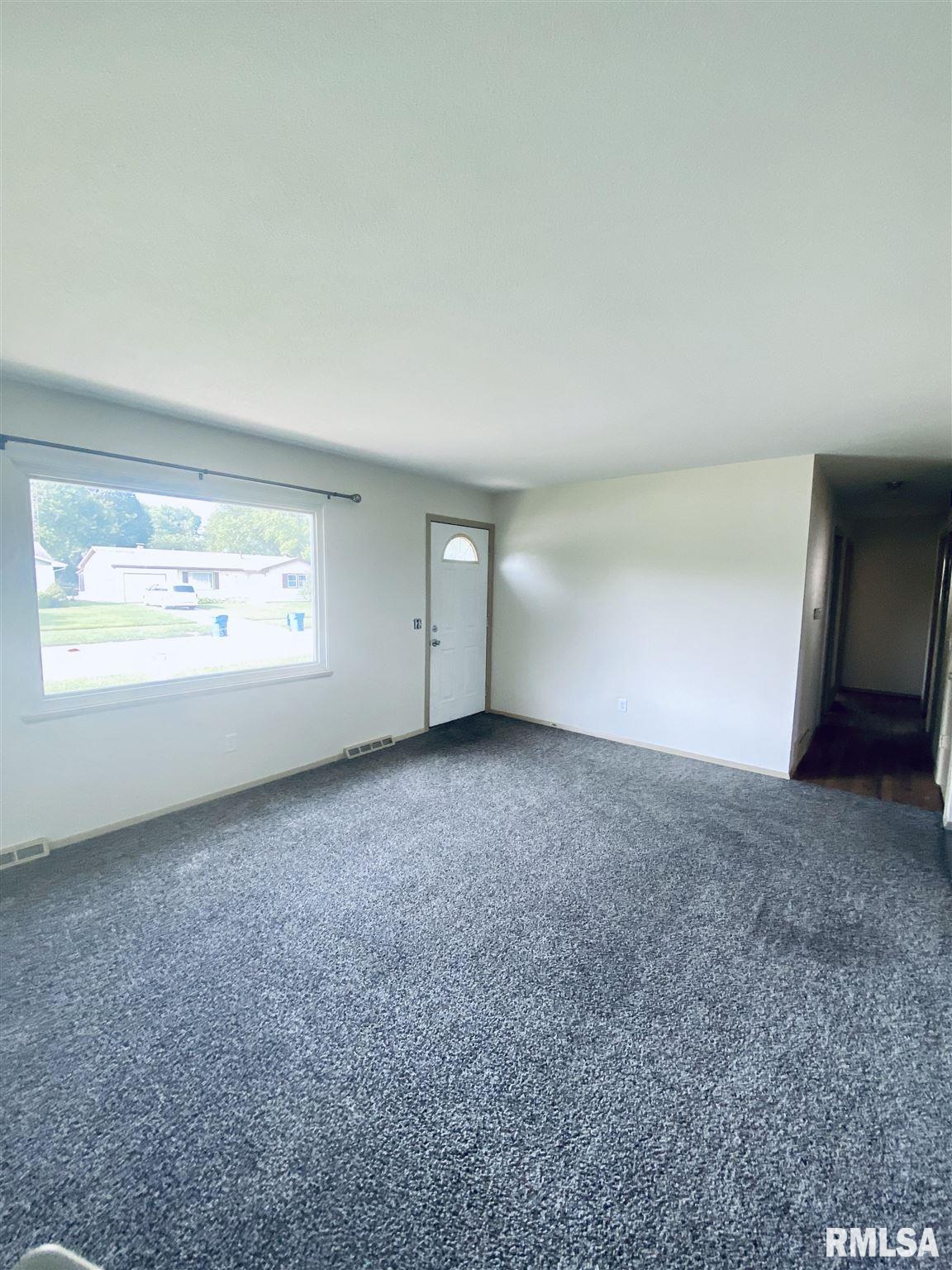 2609 Sherborn Road Springfield, IL 62702 - Photo 7 of 13 Gallery Image 7