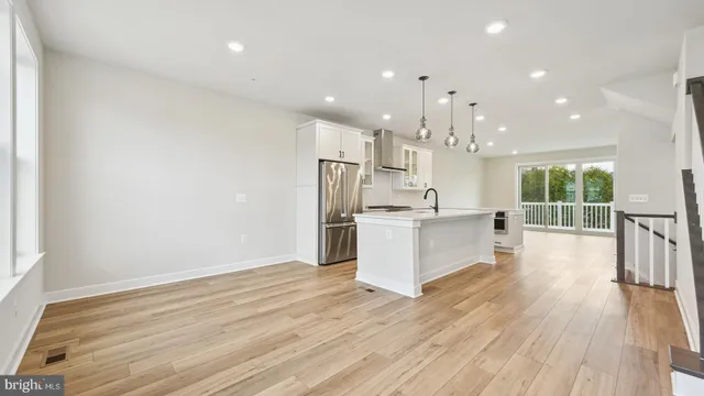 $959,990 | 55 Farr Avenue, Fairfax, VA 22030