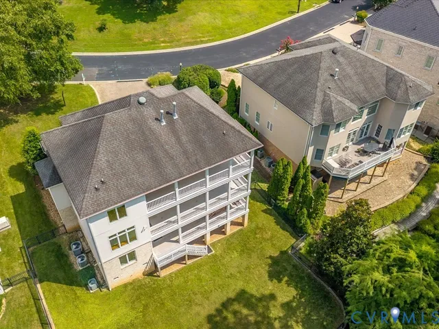 $1,135,000 | 12 Tow Path Lane South, Richmond, VA 23221