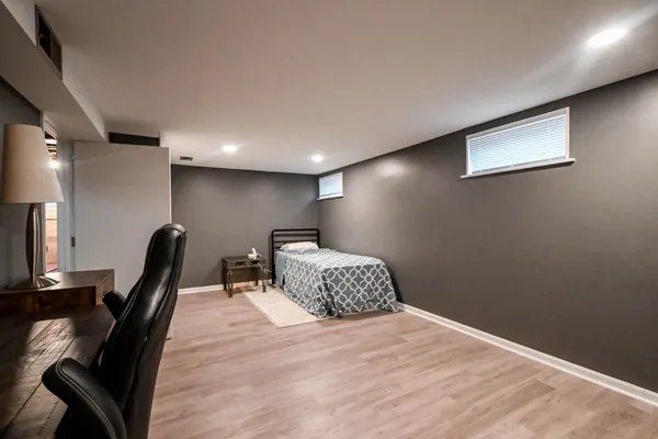 $339,900 | 3877 Grandview Avenue, Gurnee, IL 60031