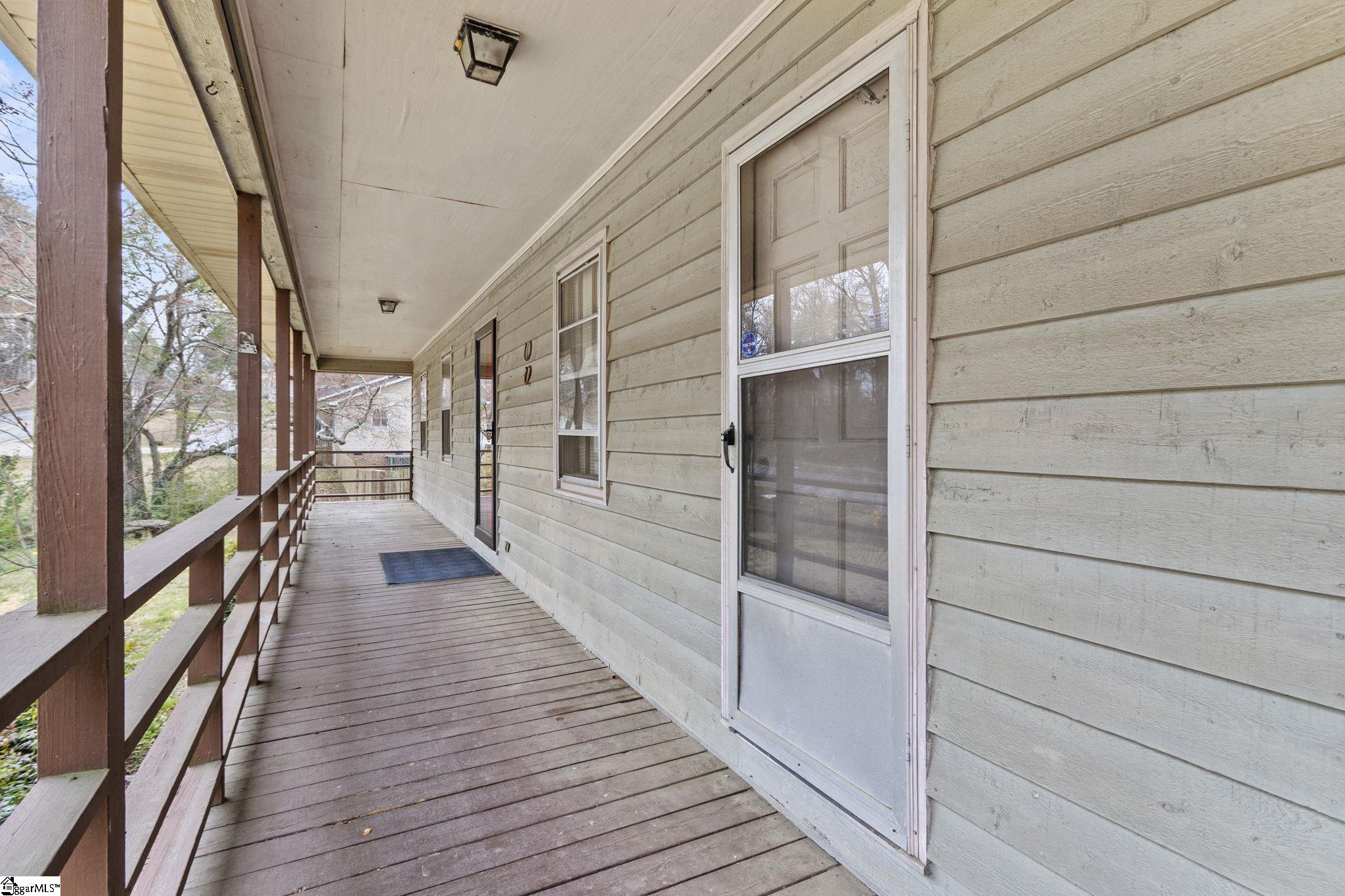 109 Tryon Street Greer, SC 29650 - Photo 4 of 28 Gallery Image 4