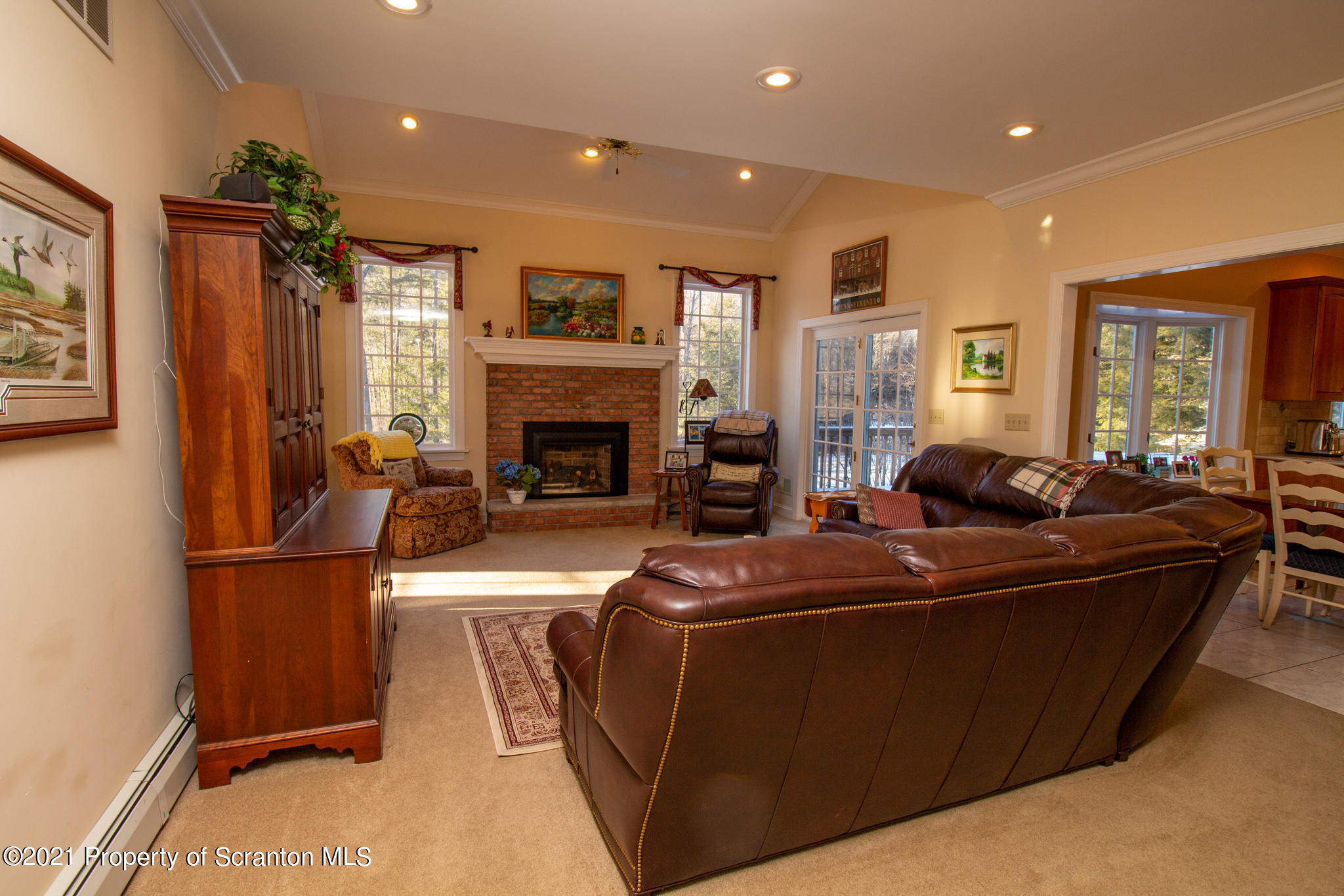 93 Dean Road Dalton, PA 18414 - Photo 8 of 54 Gallery Image 8