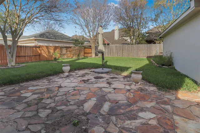 a view of a large building