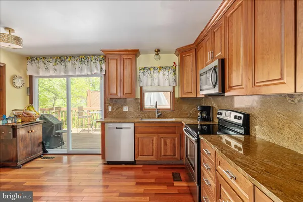 $475,000 | 21 Chestnut Place, Harpers Ferry, WV 25425
