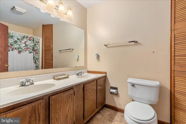 $475,000 | 21 Chestnut Place, Harpers Ferry, WV 25425