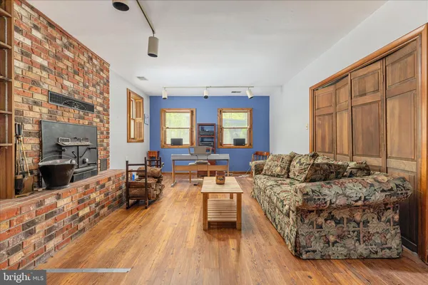 $475,000 | 21 Chestnut Place, Harpers Ferry, WV 25425