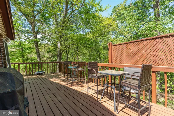 $475,000 | 21 Chestnut Place, Harpers Ferry, WV 25425