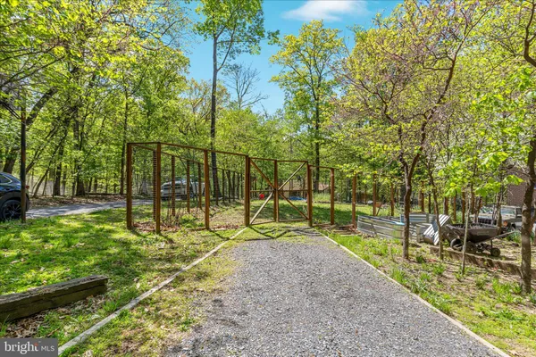 $475,000 | 21 Chestnut Place, Harpers Ferry, WV 25425