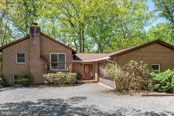 $475,000 | 21 Chestnut Place, Harpers Ferry, WV 25425