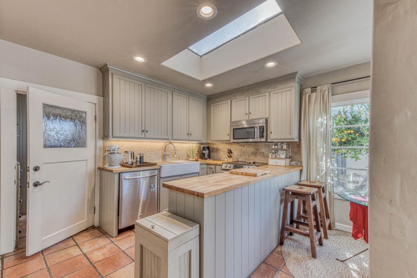 137 Maple Street Salinas, CA 93901 - Photo 17 of 40