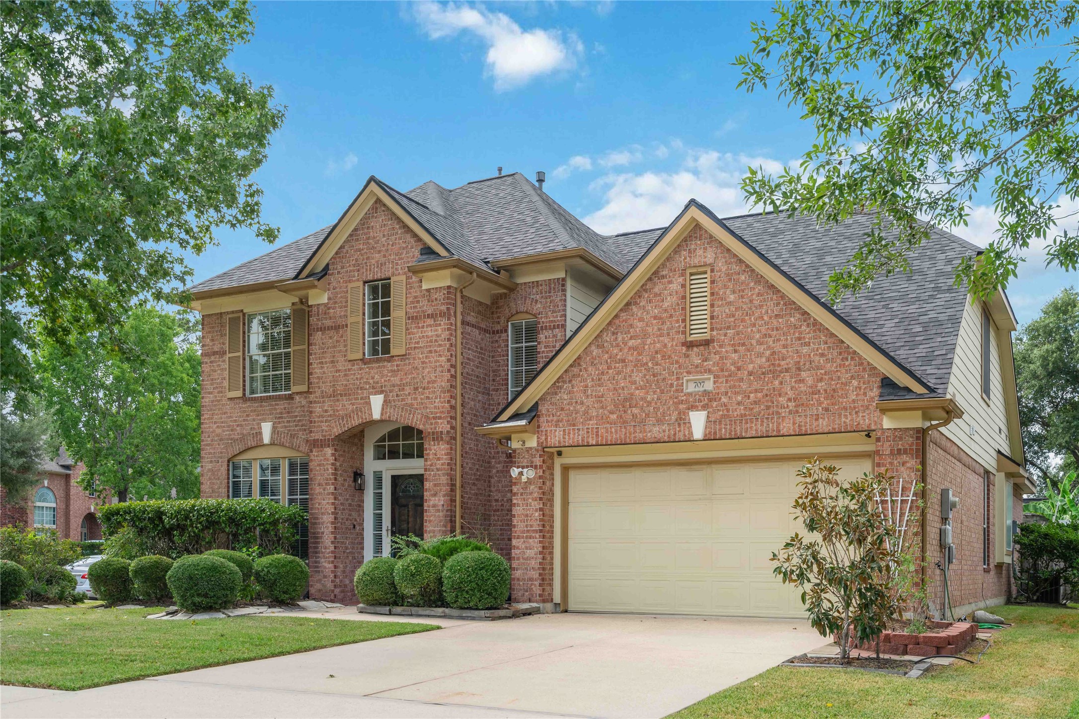 707 Lytton Springs Way Spring, TX 77373 - Photo 3 of 26