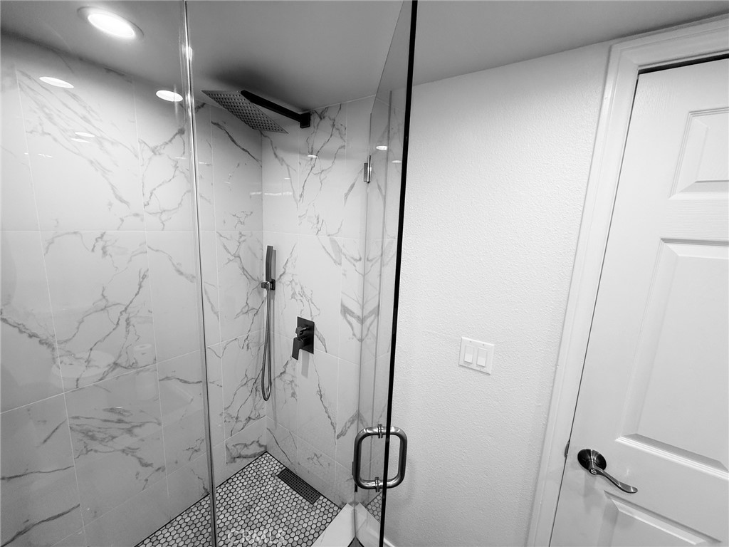 116 West Maple Street, Unit 6 Glendale, CA 91204 - Photo 18 of 19 a bathroom with a shower
