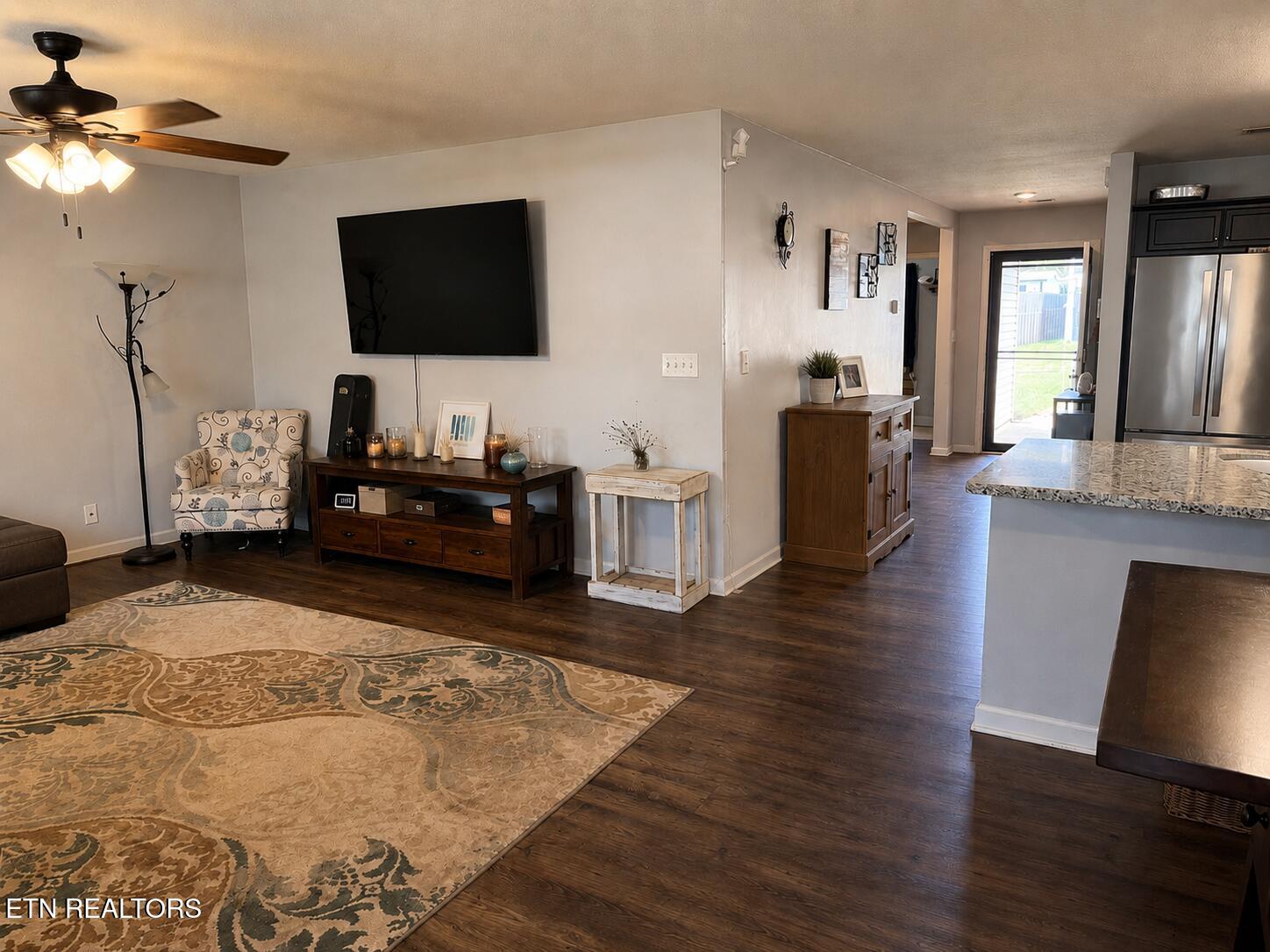 9443 Avian Forest Lane Heiskell, TN 37754 - Photo 22 of 28 Living Room to Entryway