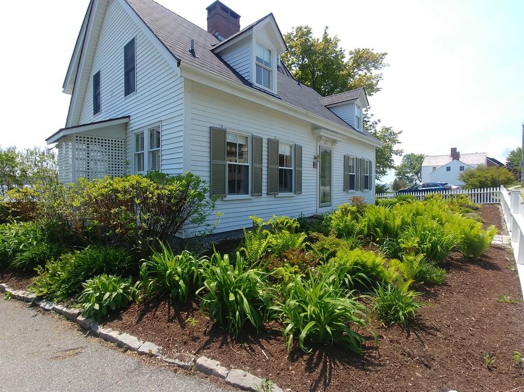 121 Perkins Street Castine, ME 04421 - Photo 14 of 34 Photo 12