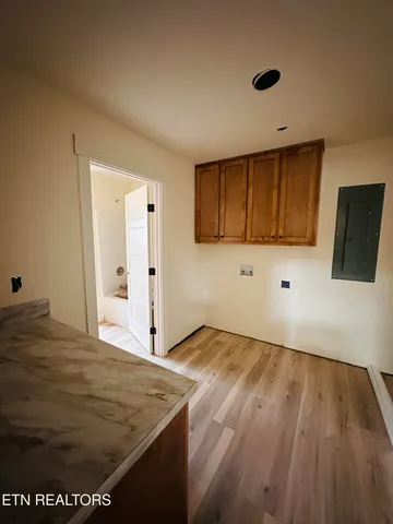 a view of utility room