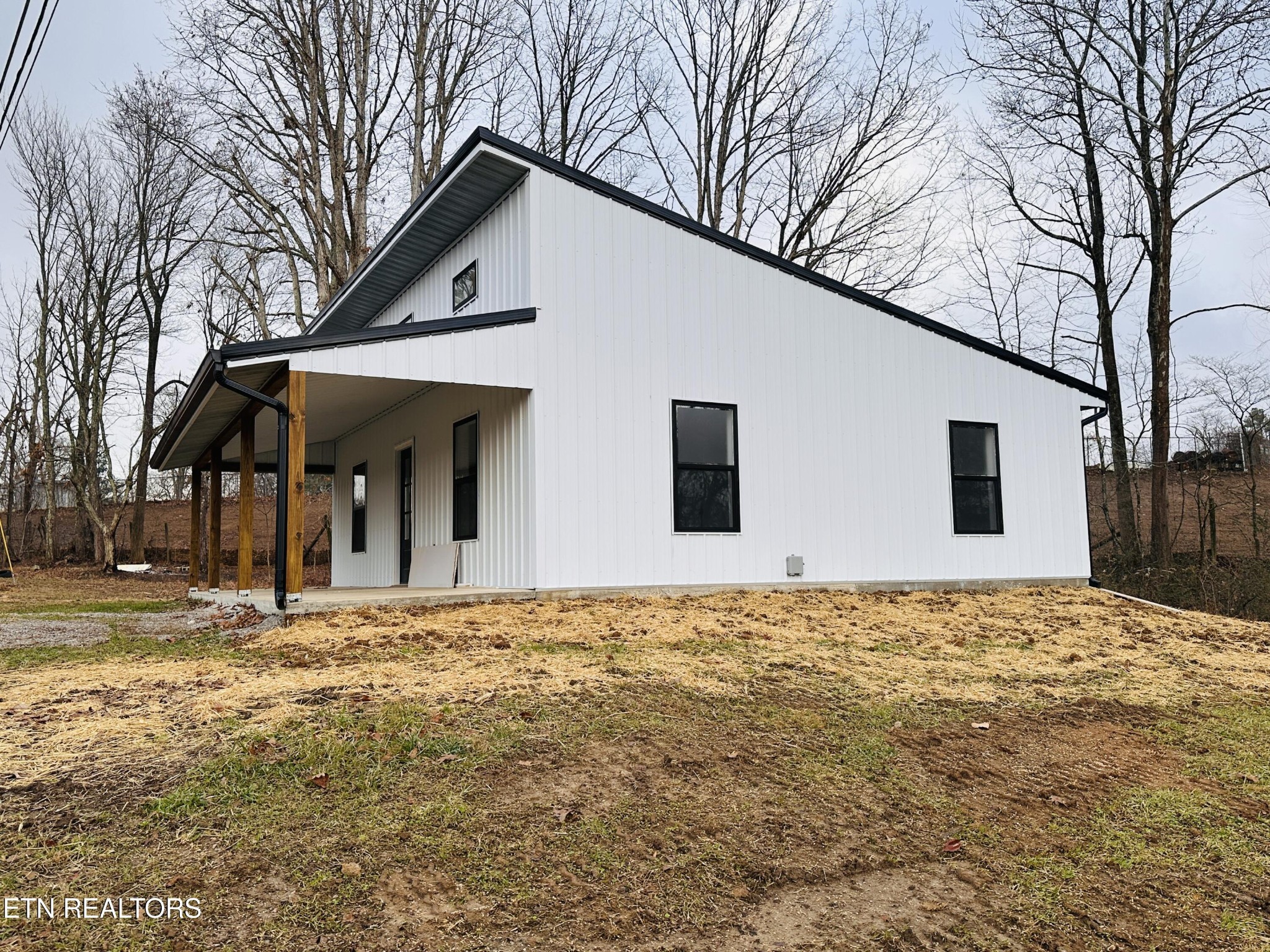 803 Old Poplar Cv Road Jamestown, TN 38556 - Photo 4 of 16