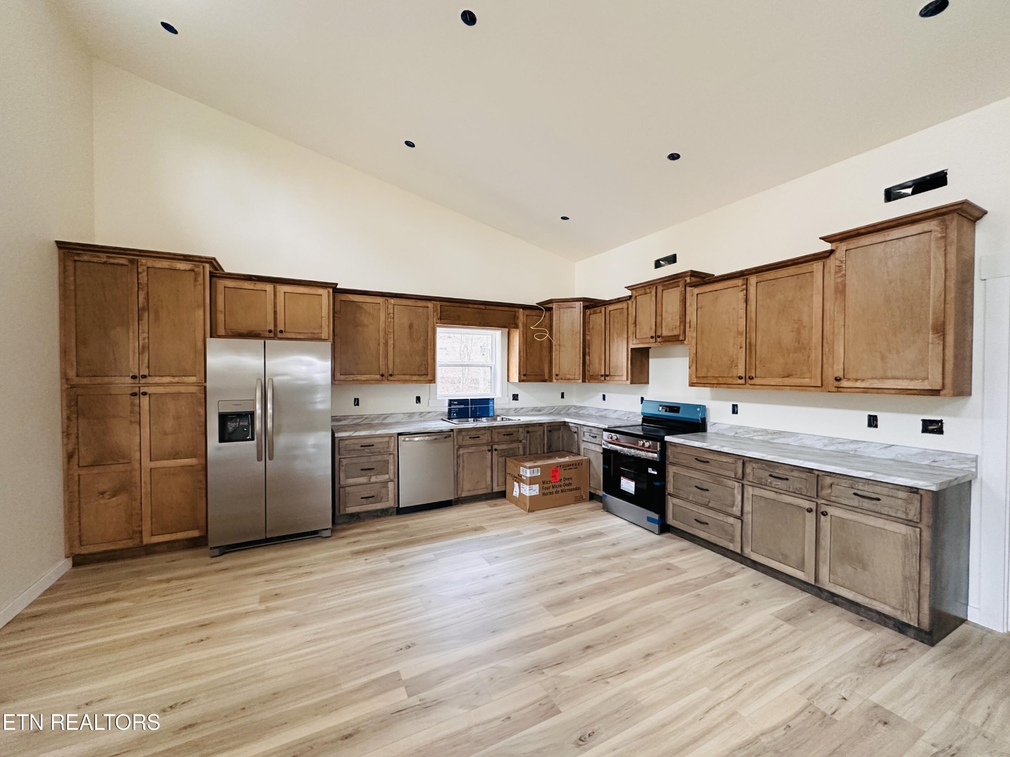 803 Old Poplar Cv Road Jamestown, TN 38556 - Photo 6 of 16