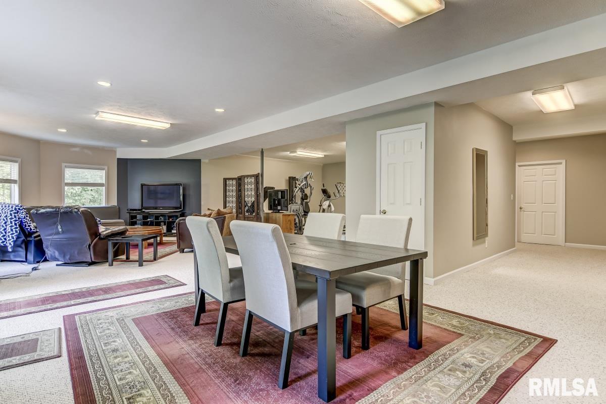 6200 Westminster Court Springfield, IL 62711 - Photo 30 of 47 Gallery Image 30