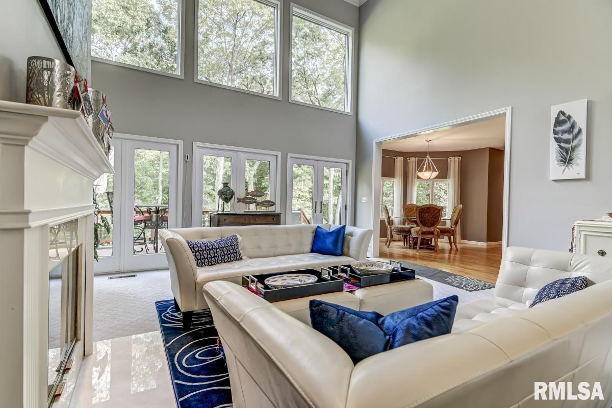 6200 Westminster Court Springfield, IL 62711 - Photo 4 of 47 Gallery Image 4