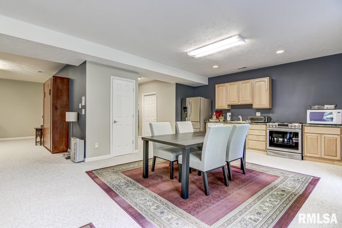 6200 Westminster Court Springfield, IL 62711 - Photo 31 of 47 Gallery Image 31