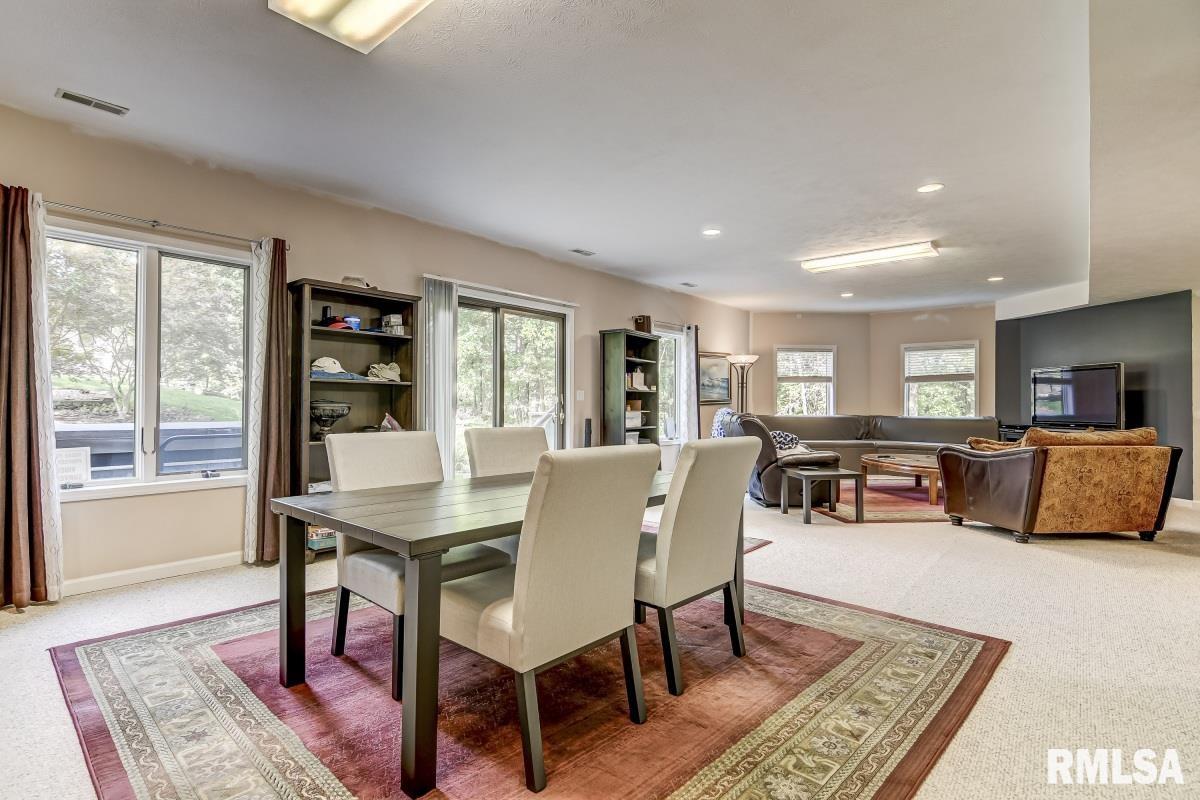6200 Westminster Court Springfield, IL 62711 - Photo 32 of 47 Gallery Image 32