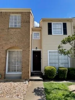 $1,700 | 2002 Gentryside Drive, Unit 110, Houston, TX 77077