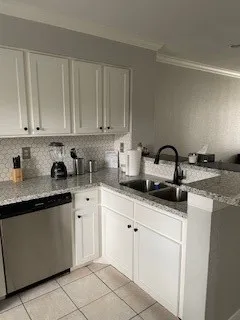 $1,700 | 2002 Gentryside Drive, Unit 110, Houston, TX 77077