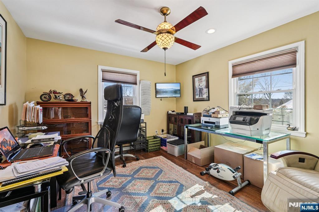 27 Archung Road Wayne, NJ 07470 - Photo 15 of 50