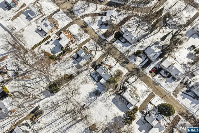 $574,000 | 27 Archung Road, Wayne, NJ 07470